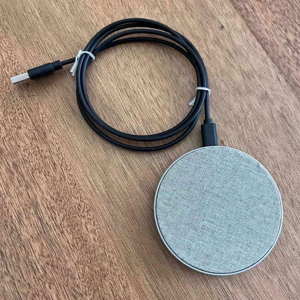 Wireless Phone Charger - Grey Linen